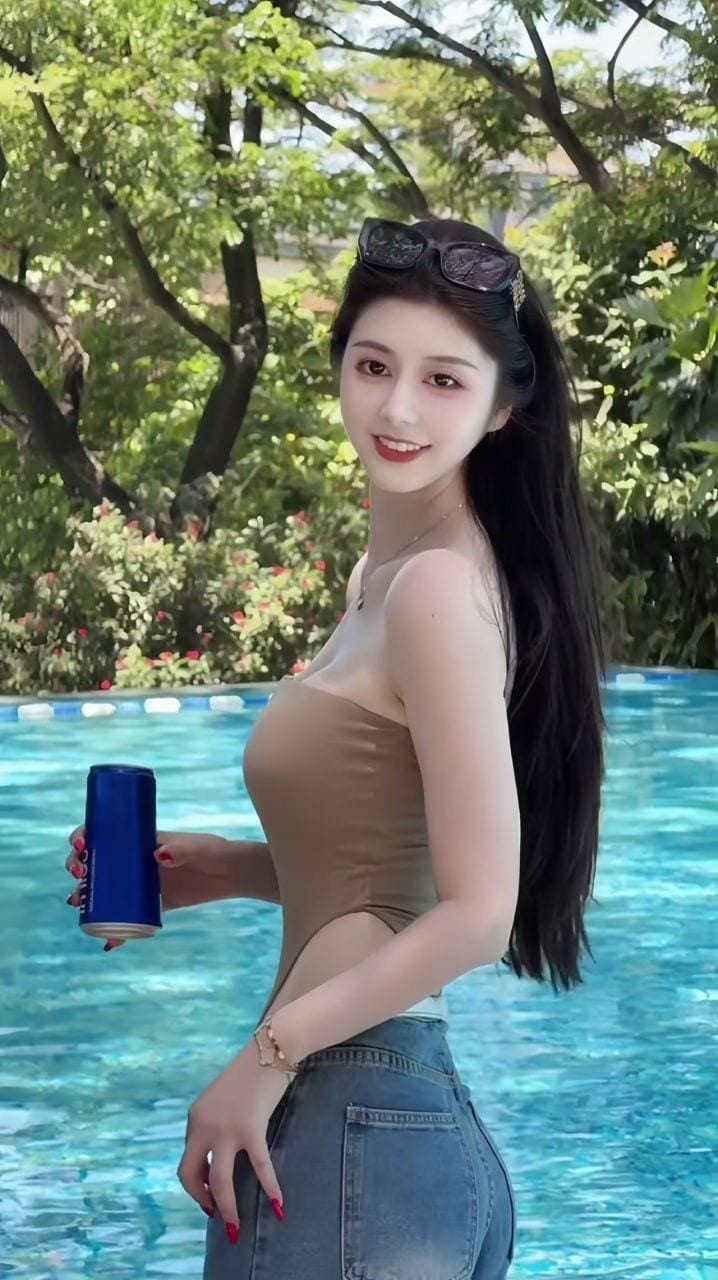 广东省佛山市粉鮑少女巨乳尤物做完付 有公寓的公开照片