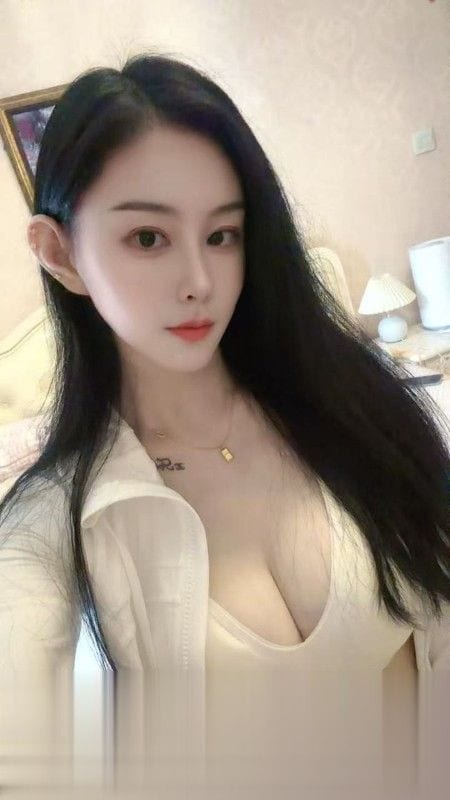 江苏省南京市极品白虎瑜伽少妇兼职有公寓的公开照片