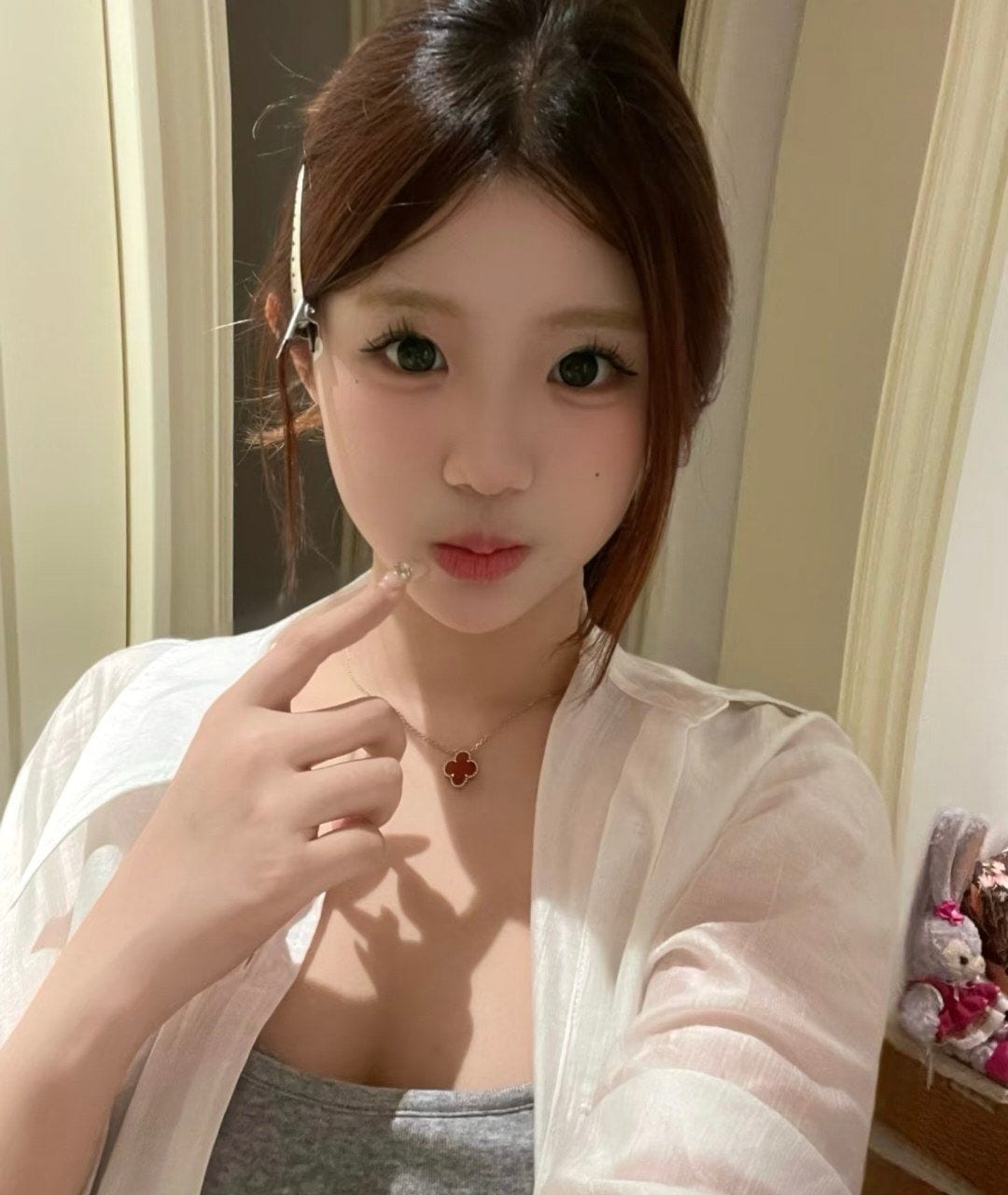 广东省深圳市粉鮑少女巨乳尤物做完付 有公寓的公开照片